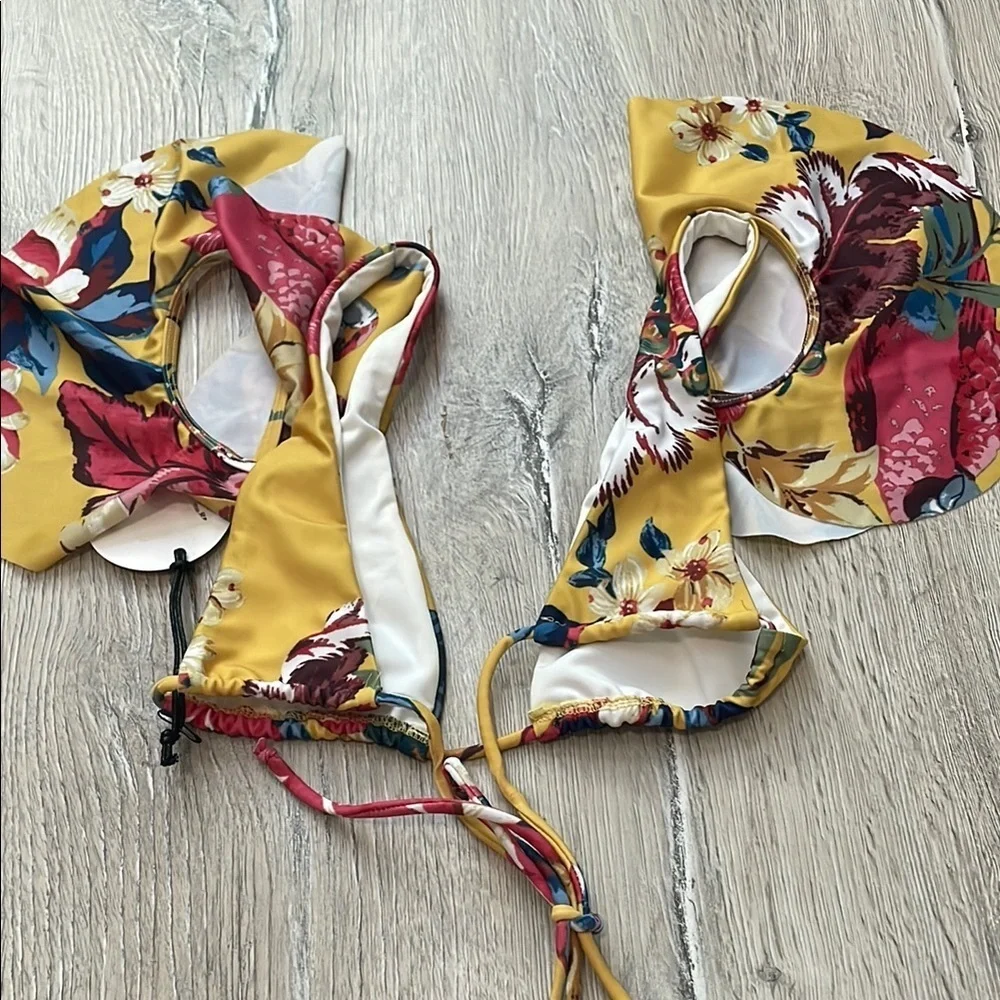 Tularosa Floral Bikini Top